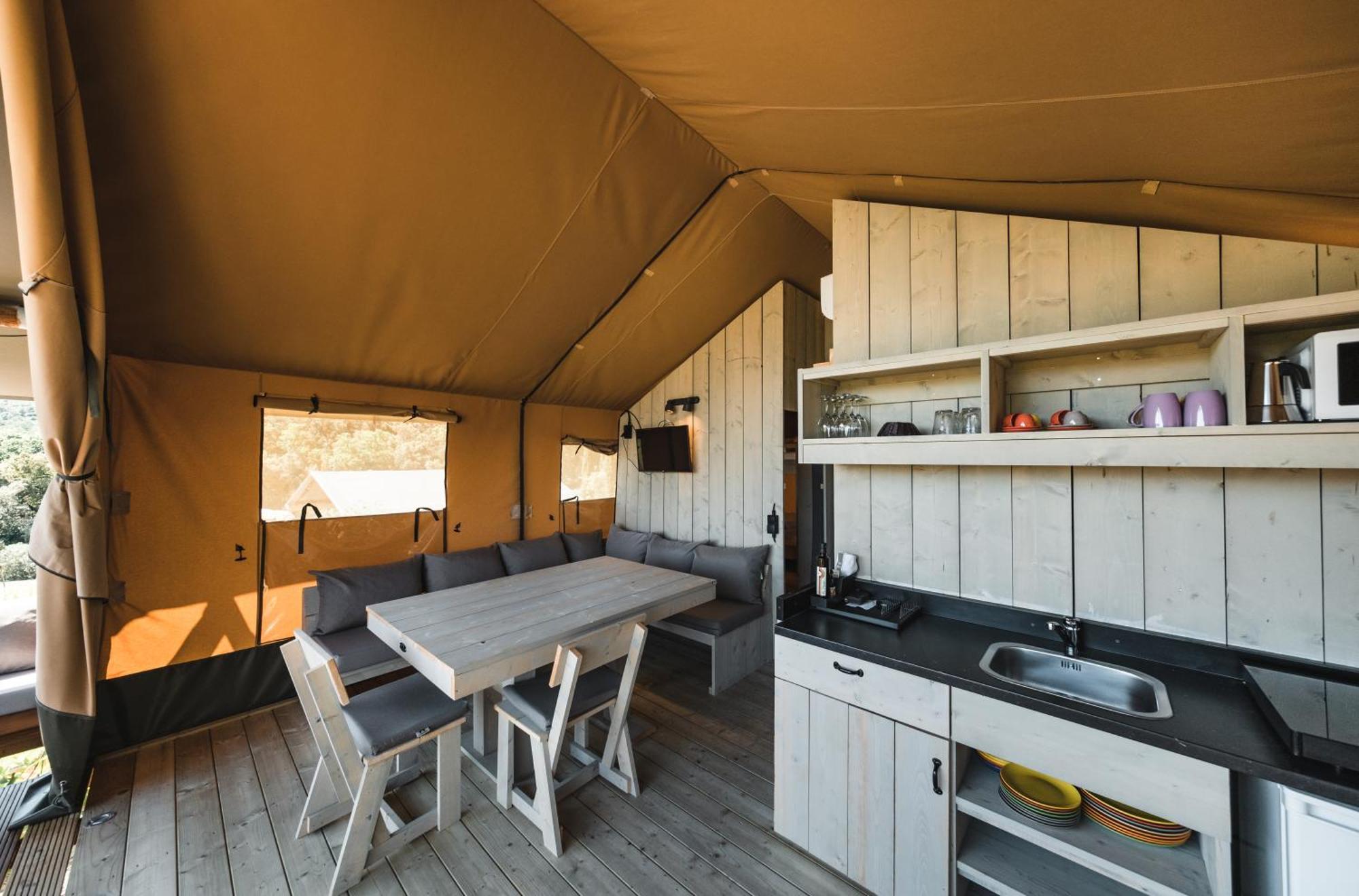 Glamping Le Tegole Hotel Riparbella Exterior photo