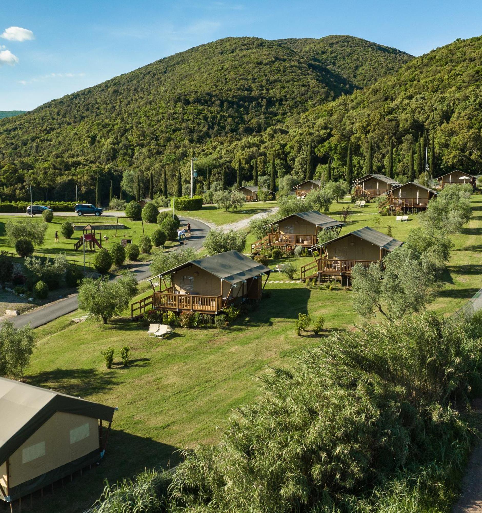 Glamping Le Tegole Hotel Riparbella Exterior photo